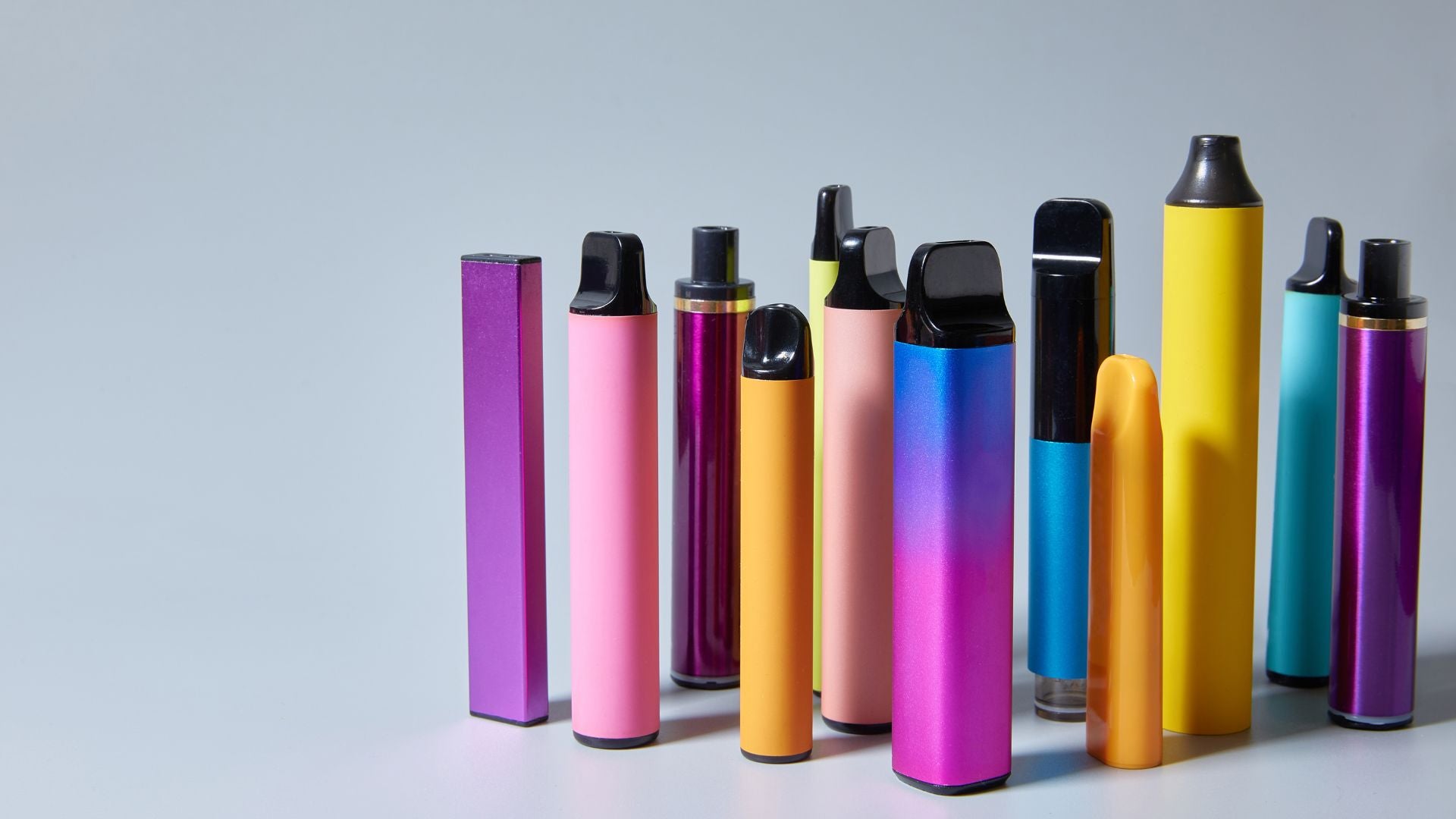 Disposable Vapes VS Vape Kits