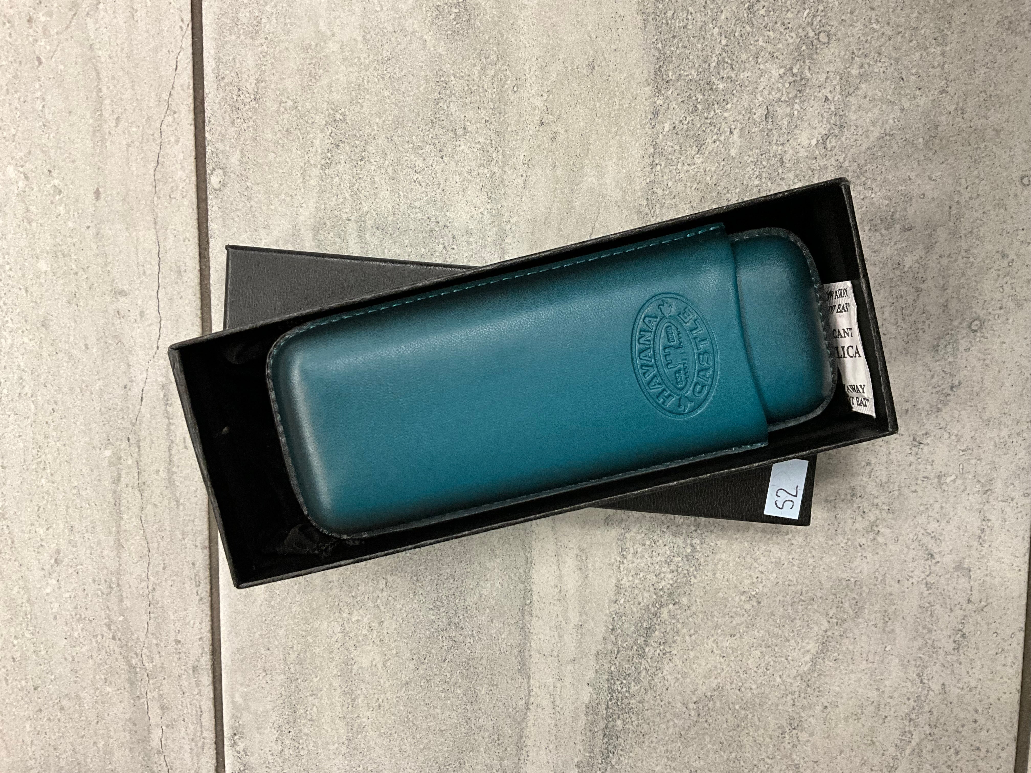Havana-Castle-Cigar-Case-Blue-Small